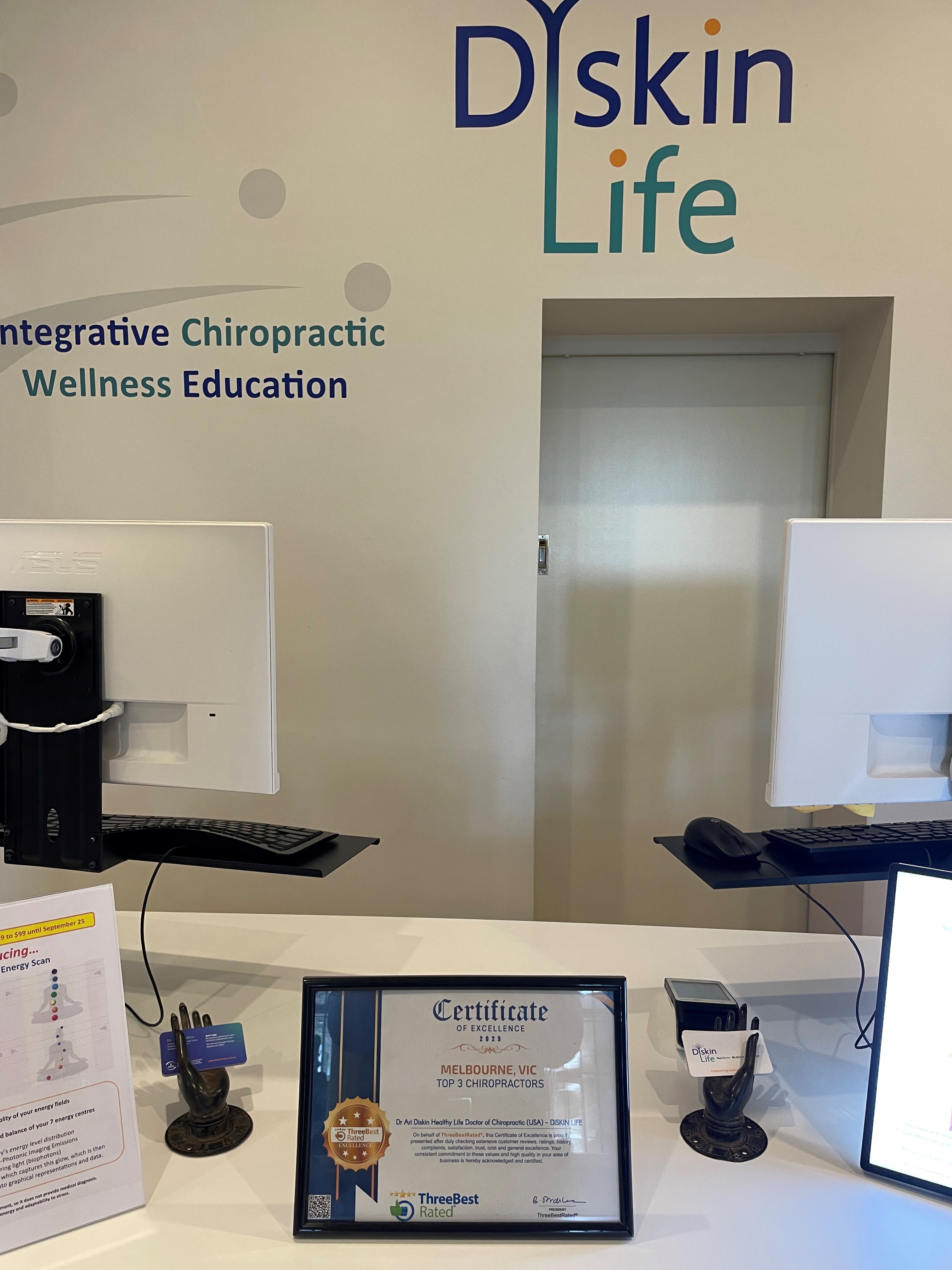 DR Ari Diskin Healthy Life Doctor of Chiropractic (USA) - Diskin Life - 2025 ThreeBestRated Award Winner